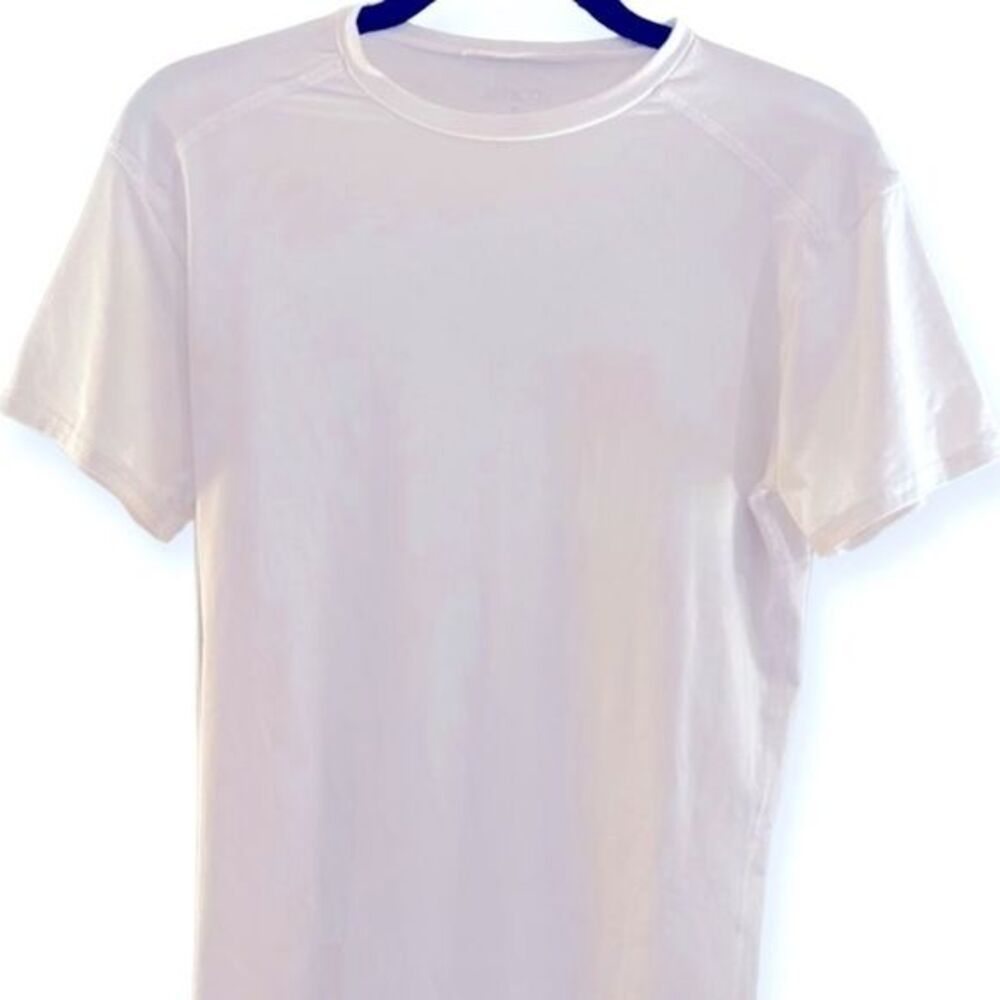 BCG‎ Mens Compression Shirt. Size M.